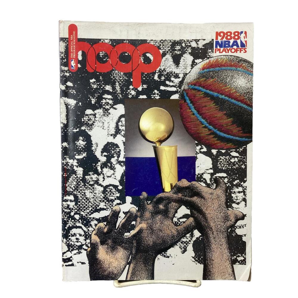 1988 NBA HOOP MAGAZINE CHICAGO BULLS BASKETBALL PLAYOFFS  PROGRAM